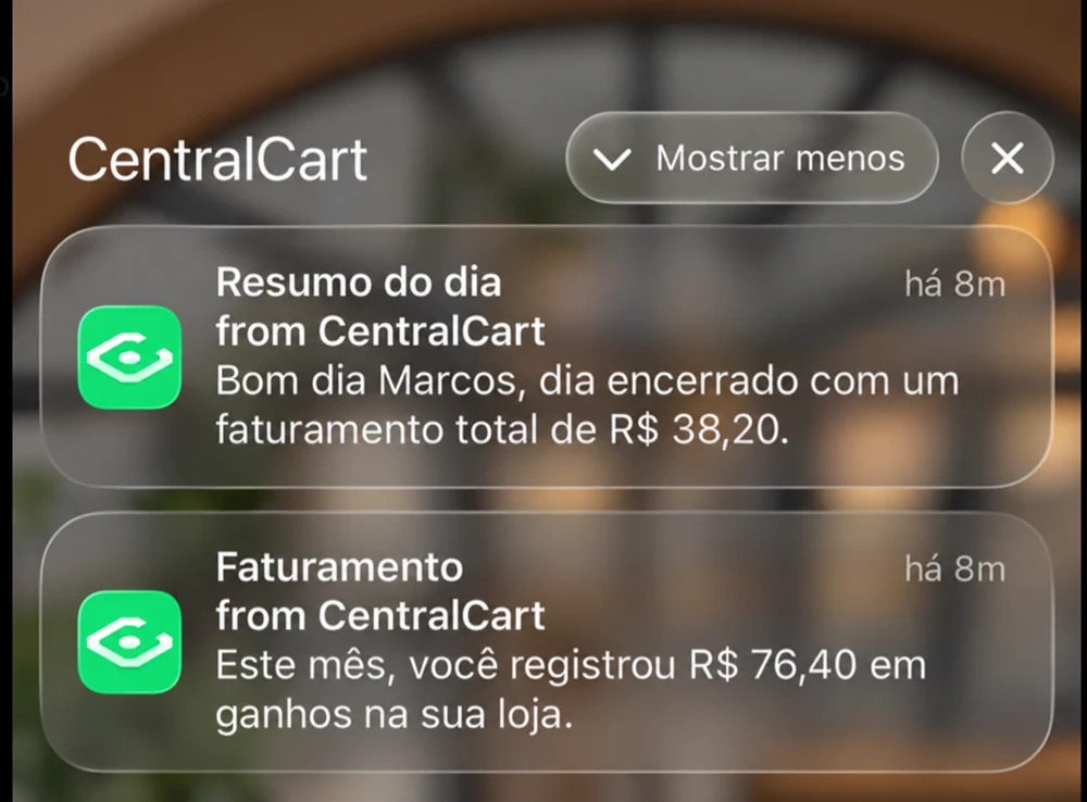 Notificações da CentralCart no celular, com o resumo do dia e o faturamento acumulado no mês